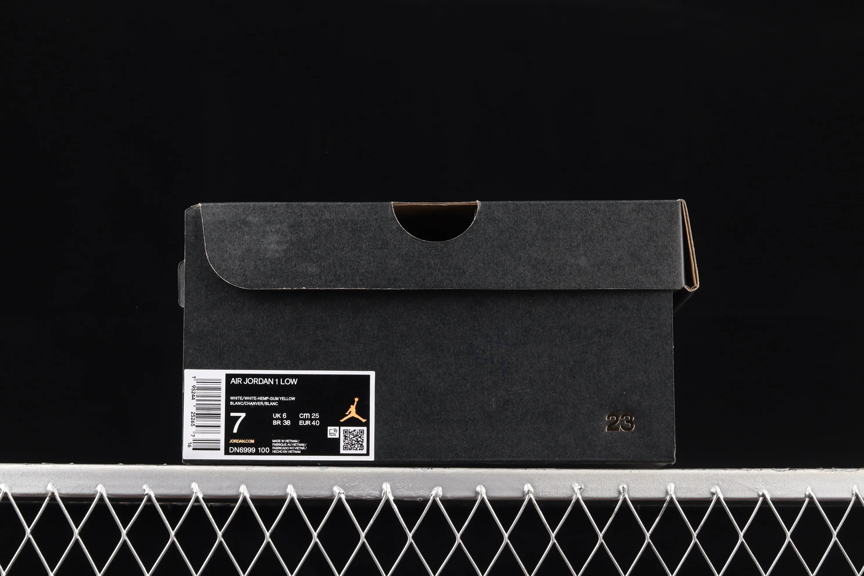 All categories Air Jordan Jordan series basketball shoes Air Jordan 1 Low G version pure original Air Jordan 1 Low AJ1 Joe 1 white and yellow low-top cultural and leisure sports sneakers DN6999-100